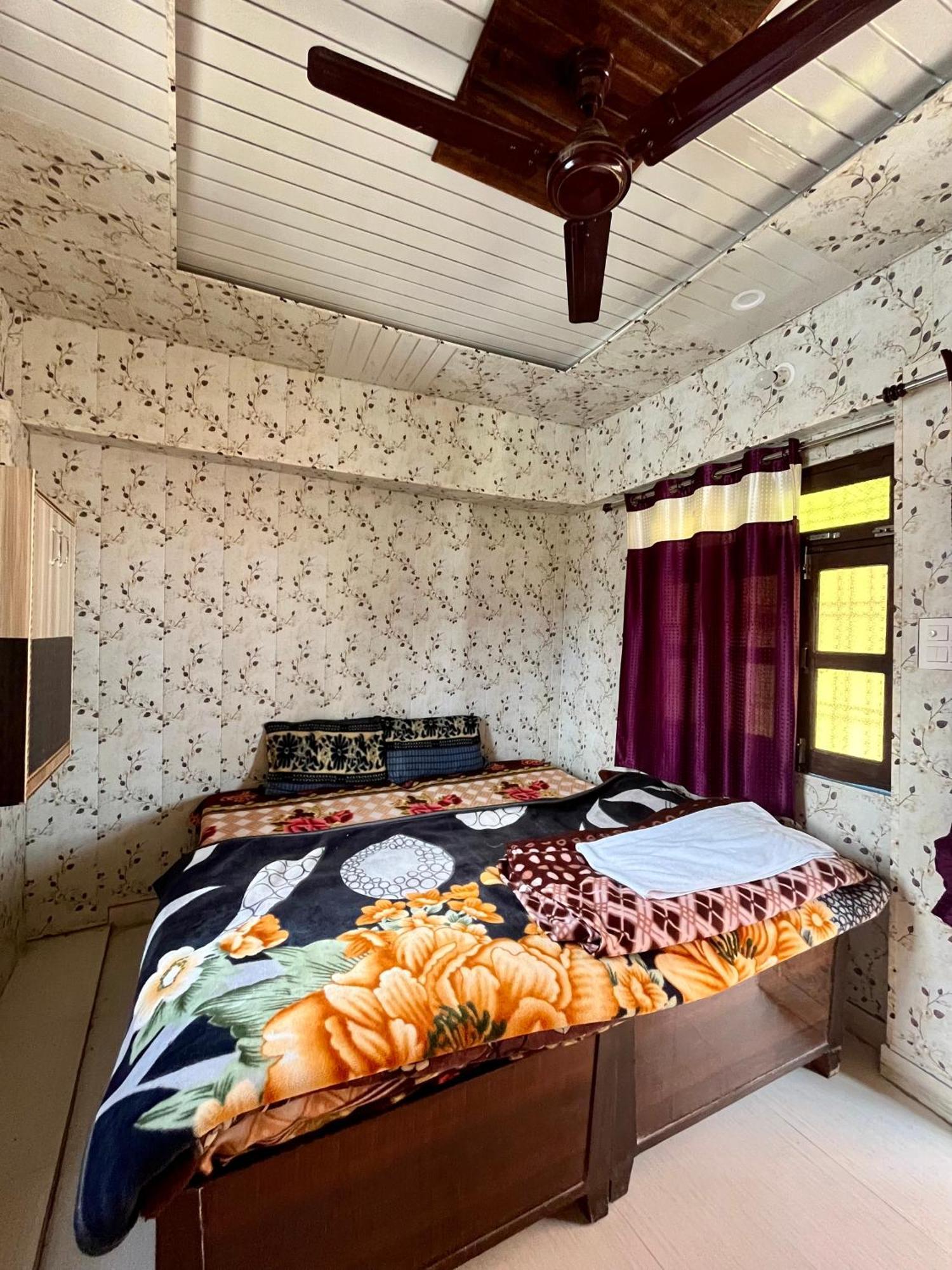 Astha Guest House Gopeshwar Kültér fotó