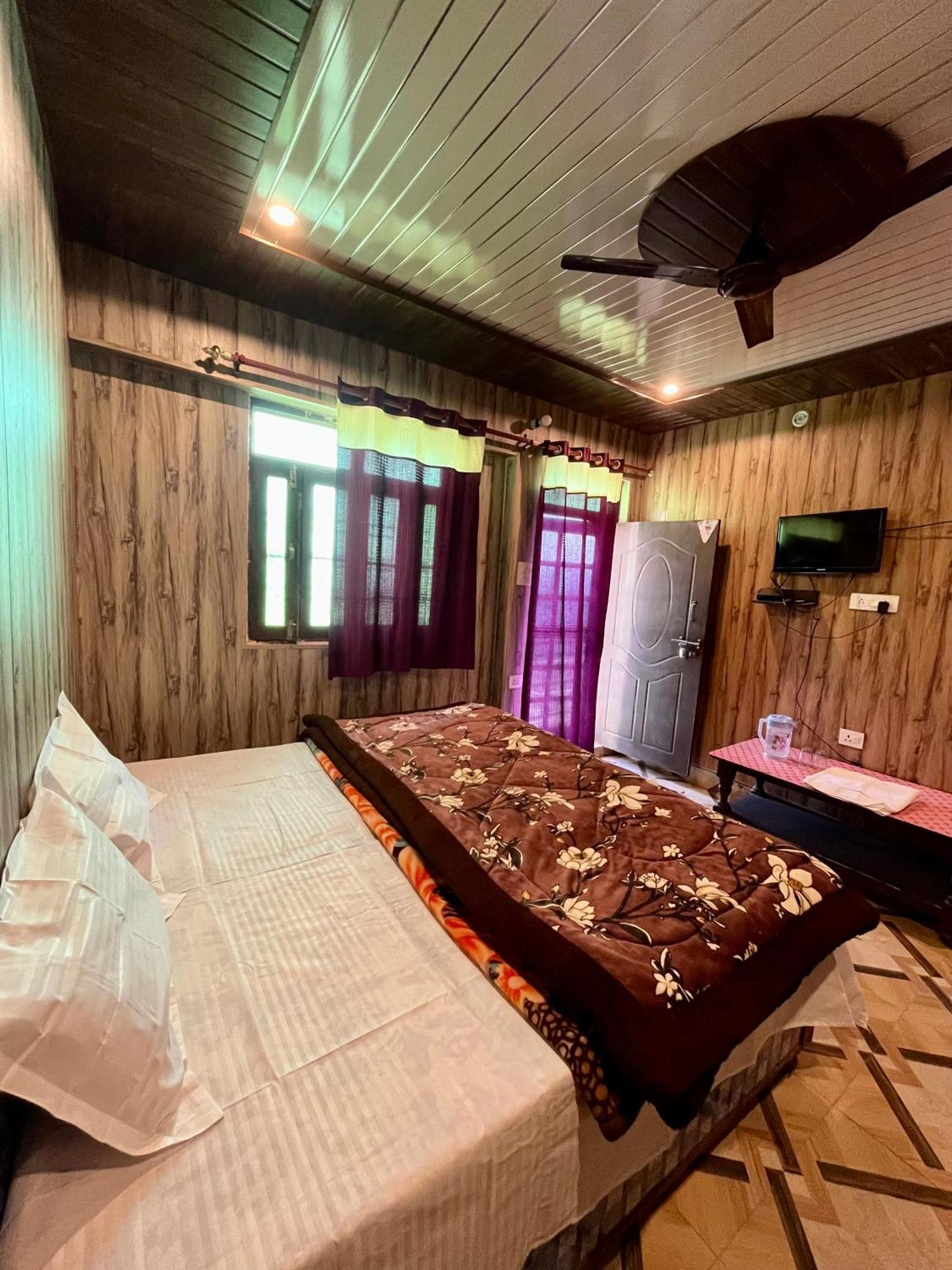 Astha Guest House Gopeshwar Kültér fotó