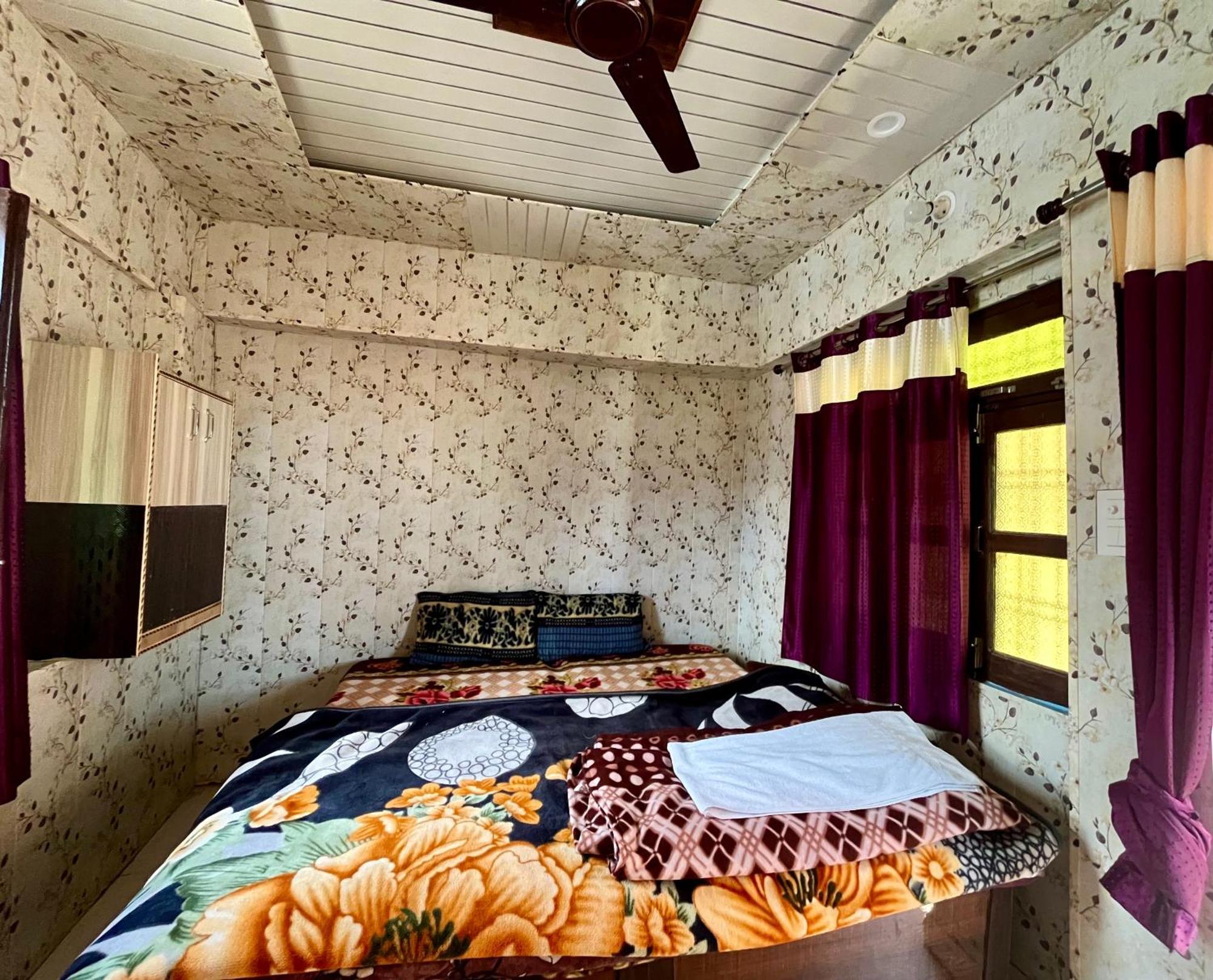 Astha Guest House Gopeshwar Kültér fotó